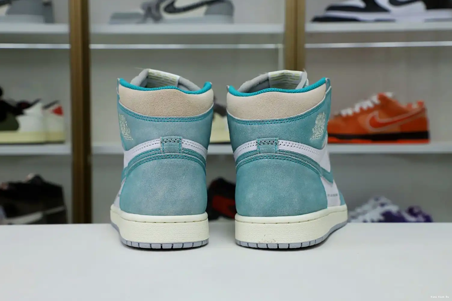 RETRO JORDAN AIR OG 'TURBO Kimikick GREEN' HIGH 1 0818